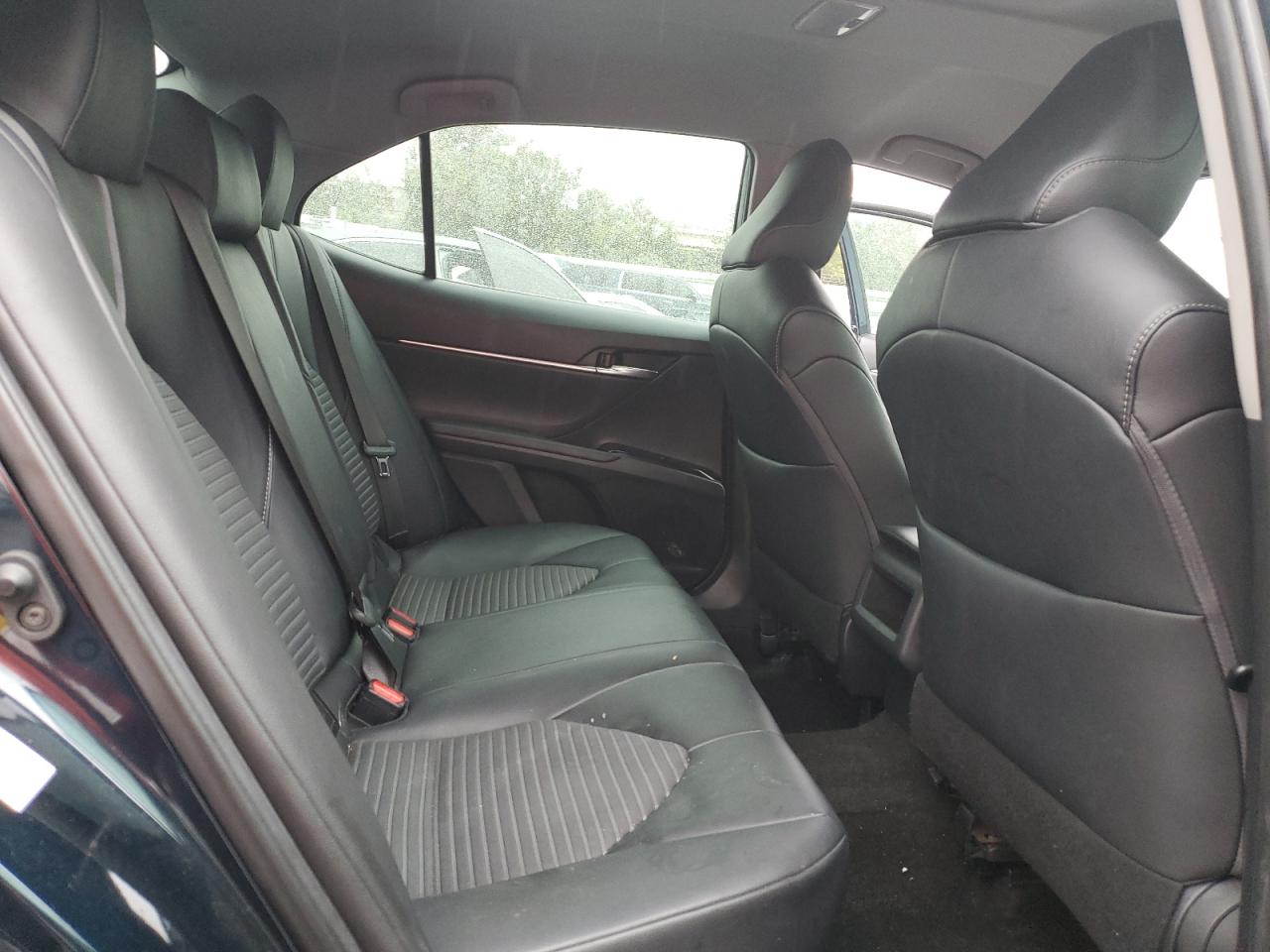 2019 Toyota Camry - Image 10