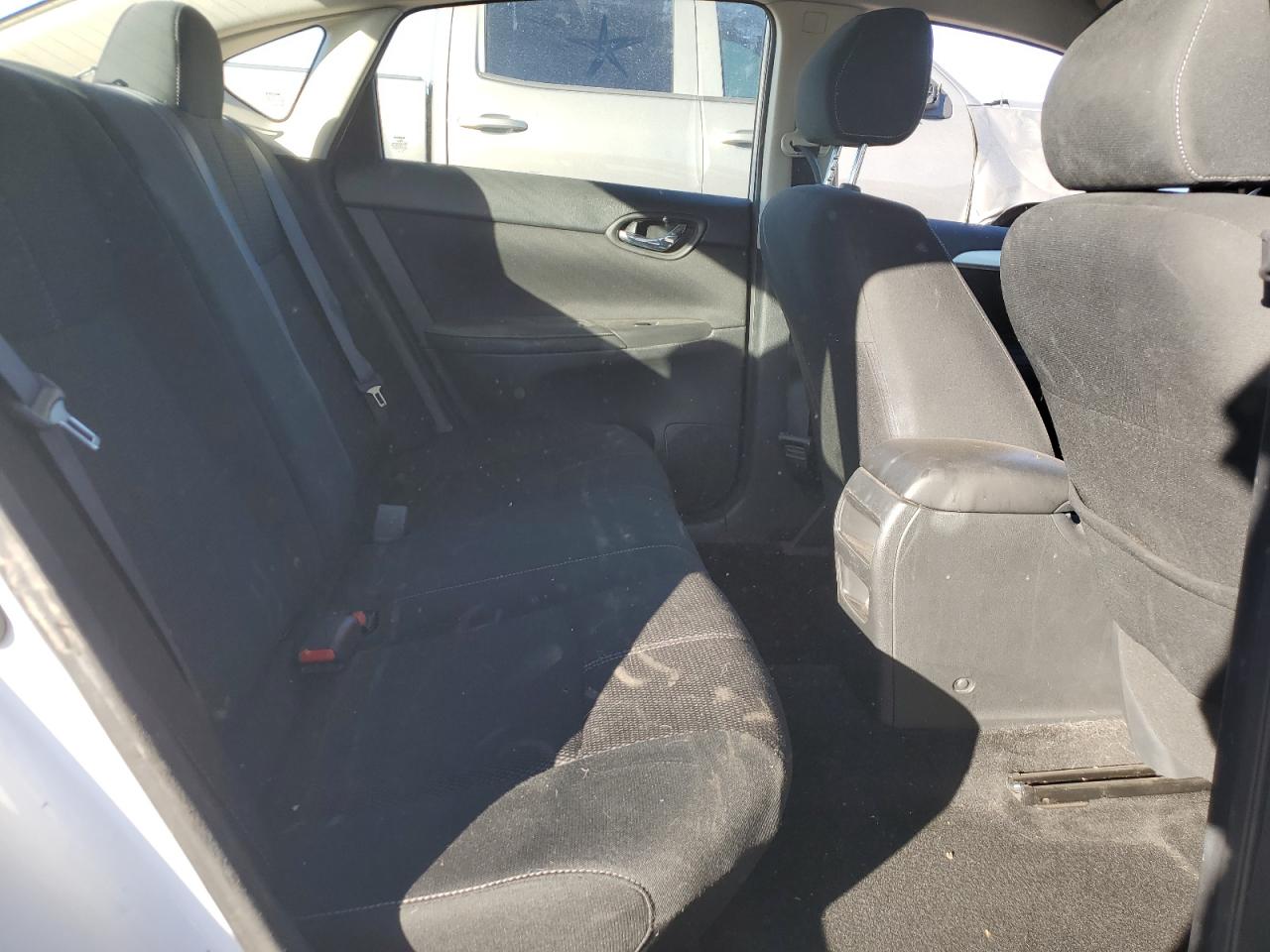 2018 Nissan Sentra - Image 11