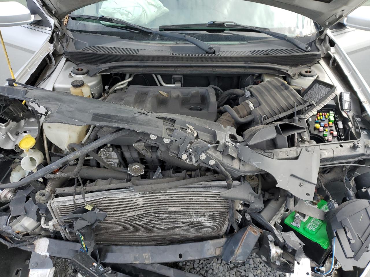 2012 Chrysler 200 - Image 11