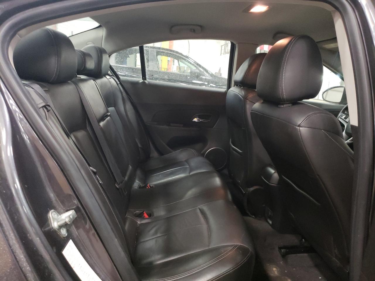 2011 Chevrolet Cruze - Image 10