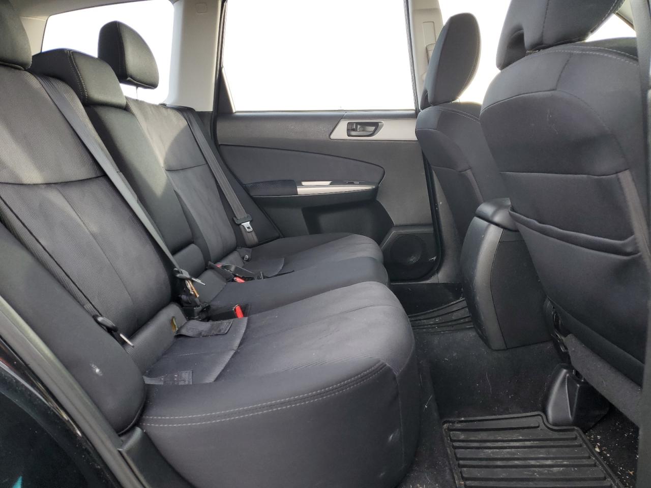 2009 Subaru Forester - Image 11