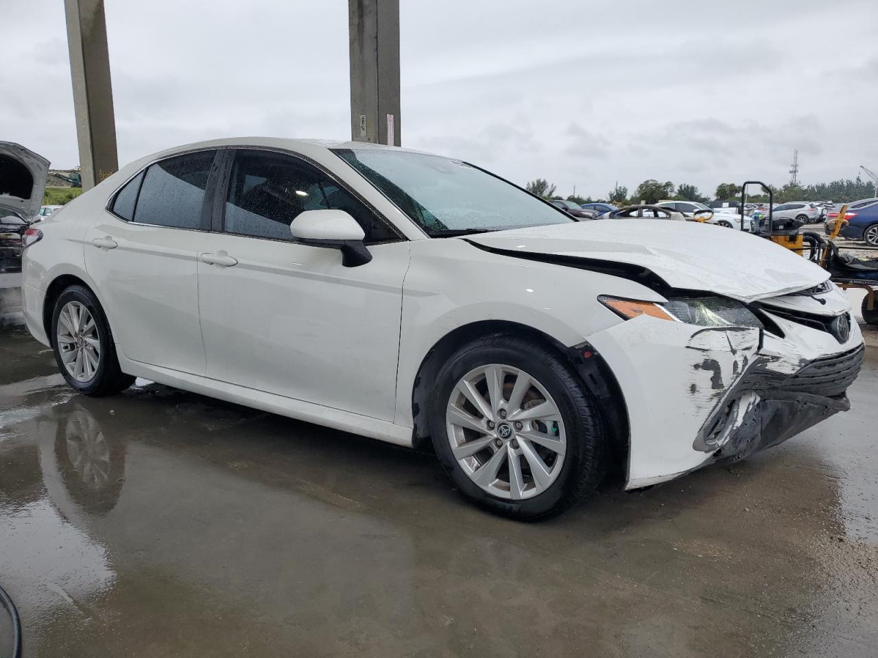 2023 Toyota Camry - Image 4