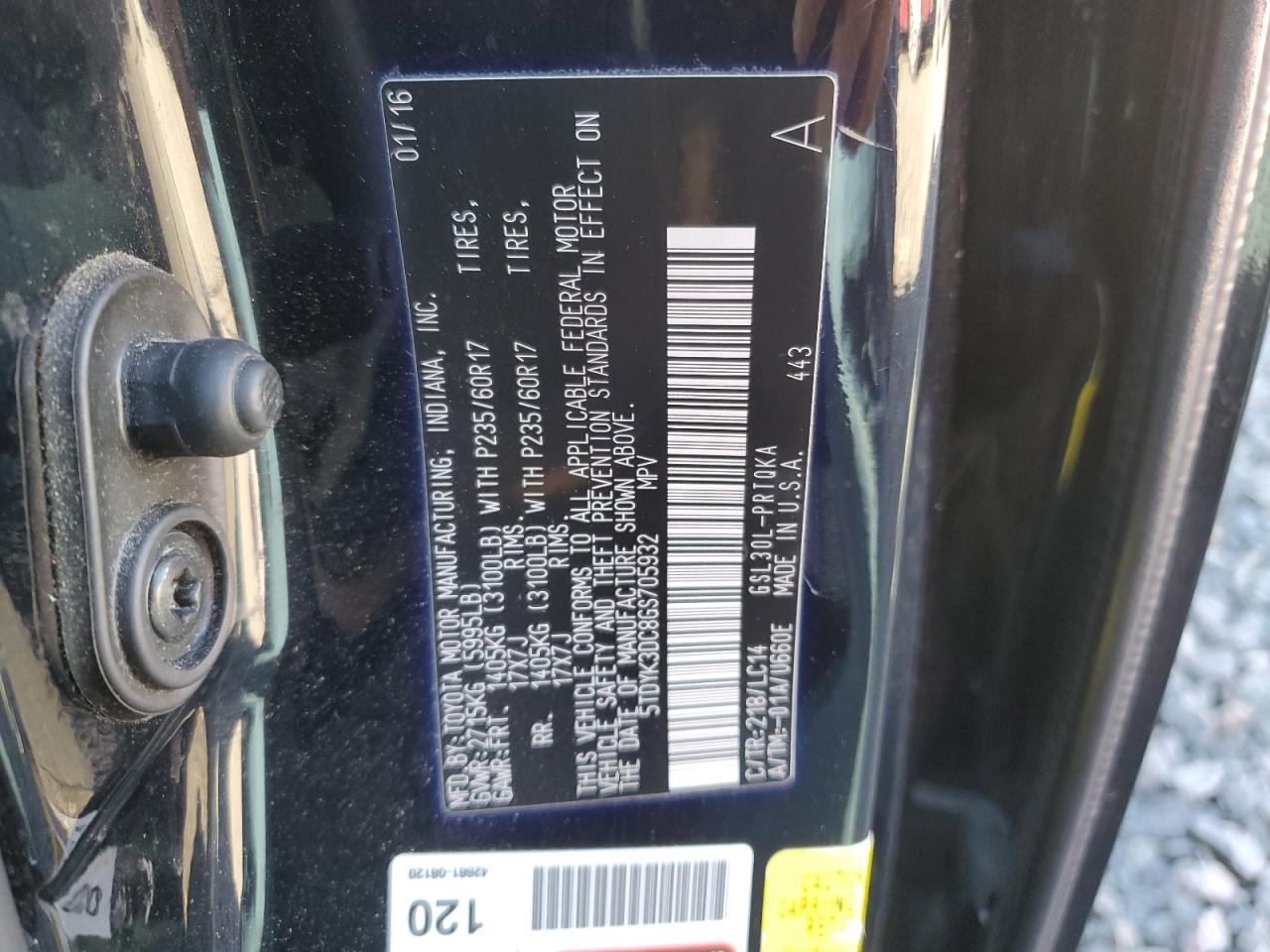 2016 Toyota Sienna - Image 12