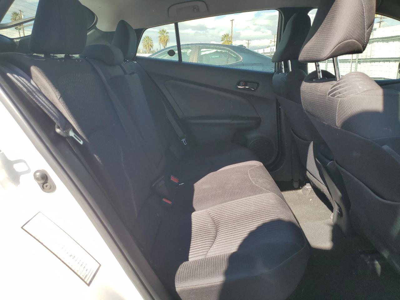 2018 Toyota Prius - Image 10