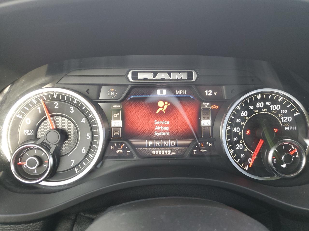 2022 RAM 1500 - Image 9