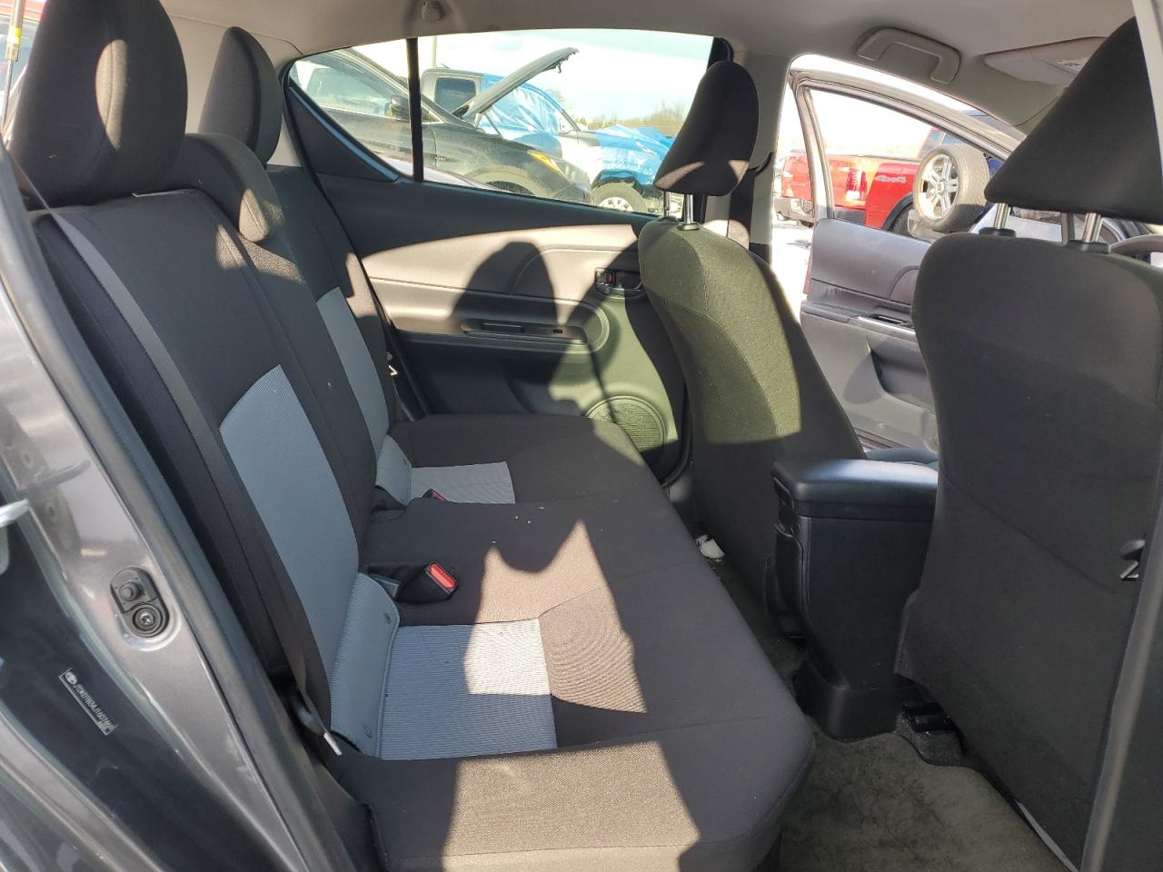 2018 Toyota Prius C VIN: JTDKDTB34J1607469 Lot: 86483764