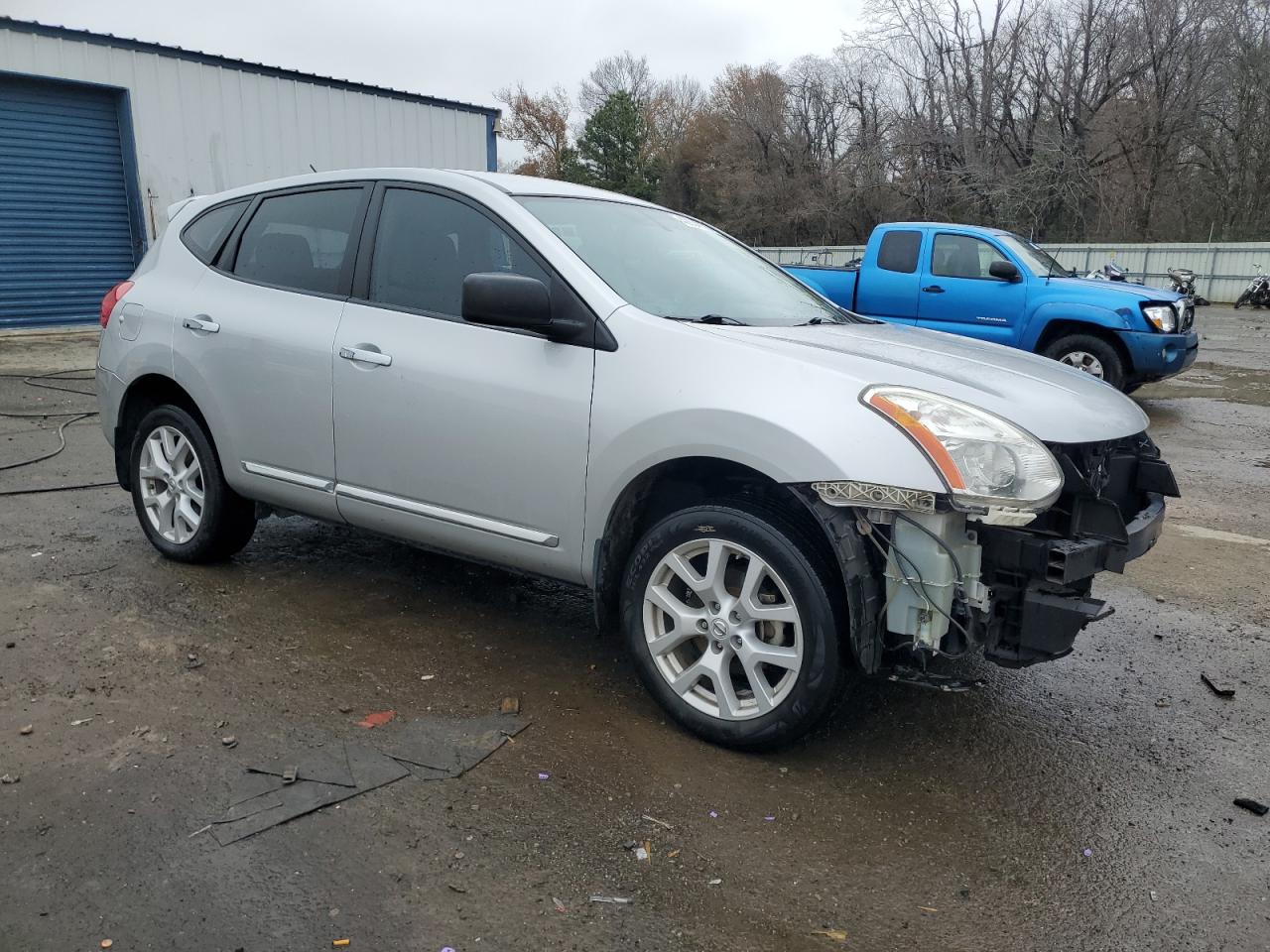 2013 Nissan Rogue - Image 4