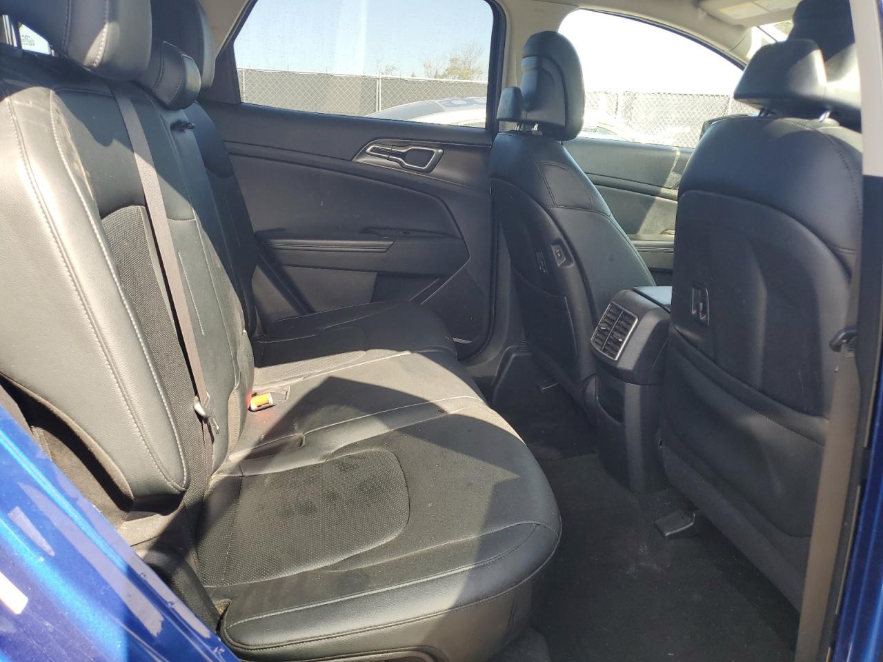 2023 Kia Sportage - Image 11