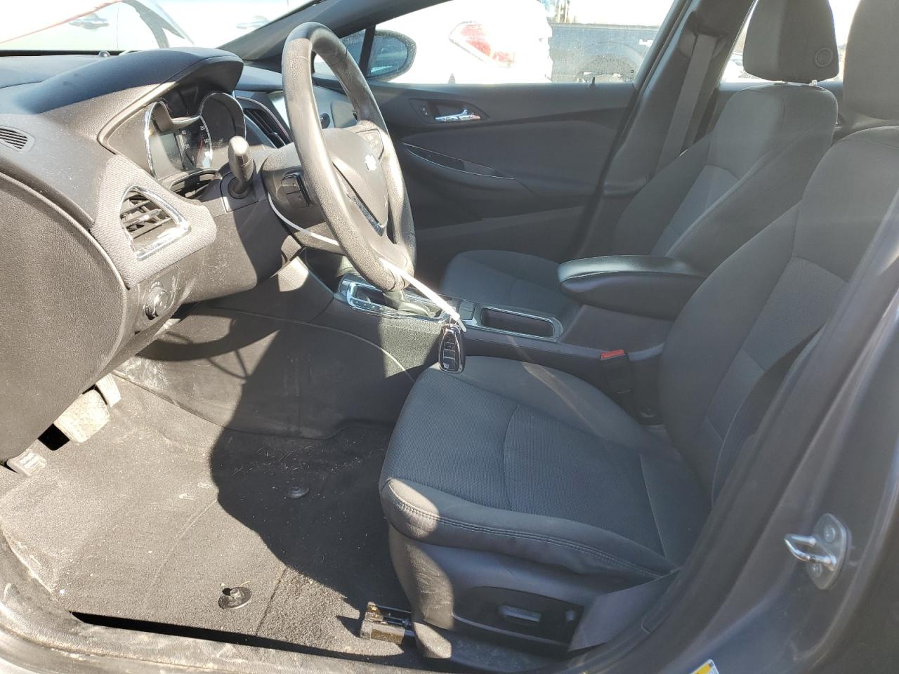 2018 Chevrolet Cruze - Image 7