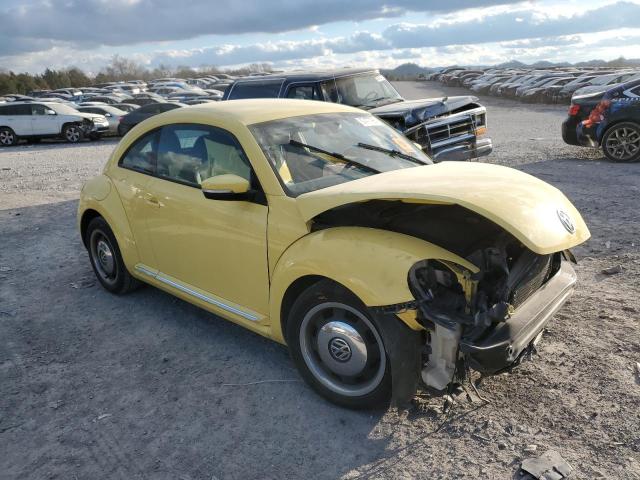 Хэтчбеки VOLKSWAGEN BEETLE 2012 Желтый