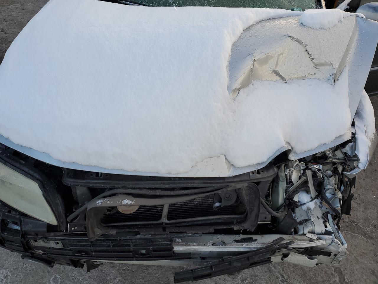 2005 Volvo S60 - Image 12