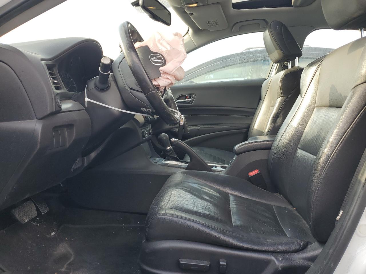 2016 Acura ILX - Image 7