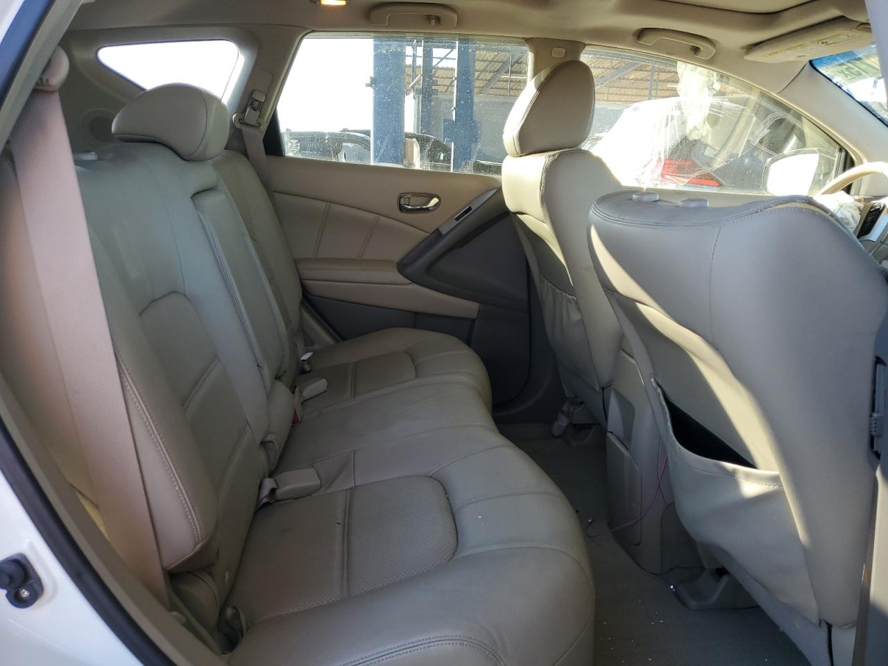 2014 Nissan Murano - Image 10