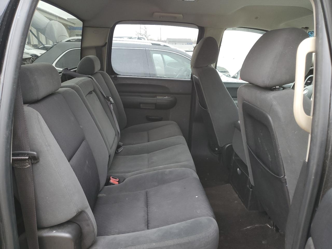 2009 Chevrolet Silverado - Image 10