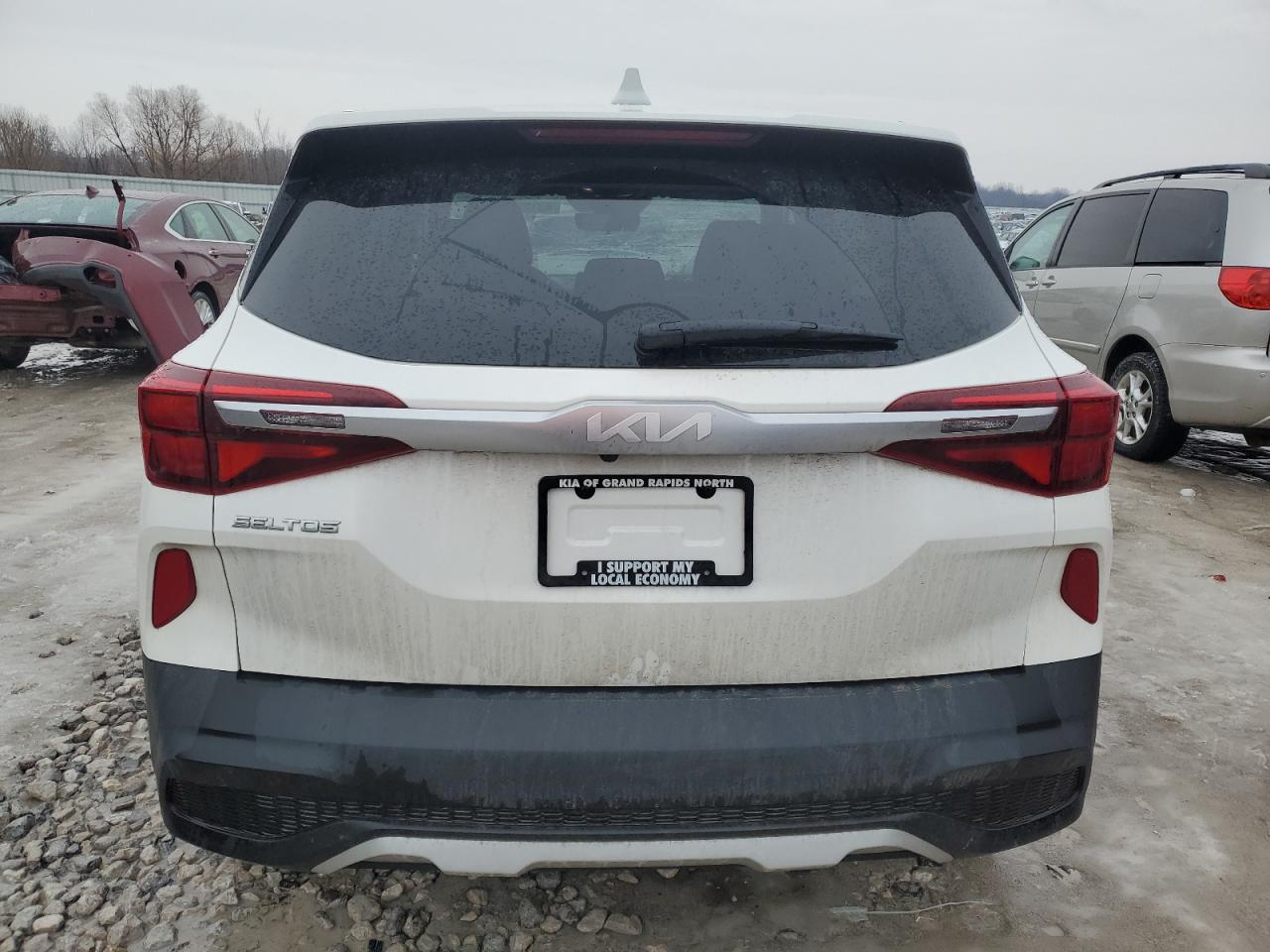 2023 Kia Seltos - Image 6