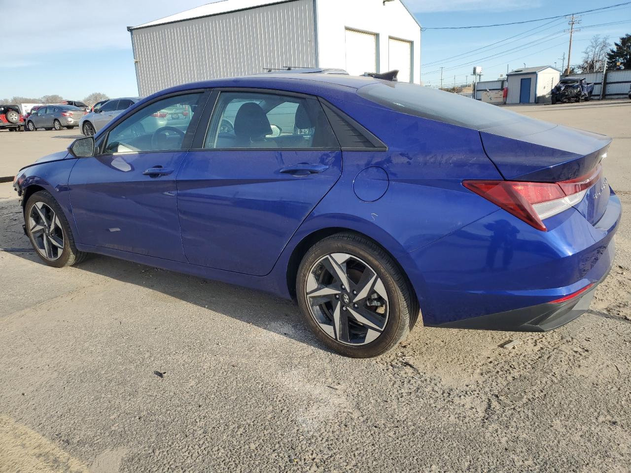 2023 Hyundai Elantra - Image 2