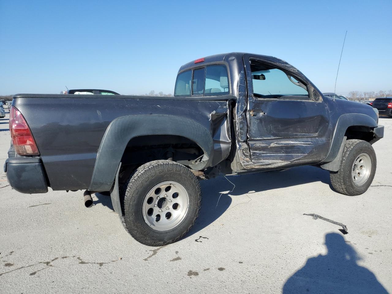 2012 Toyota Tacoma - Image 3