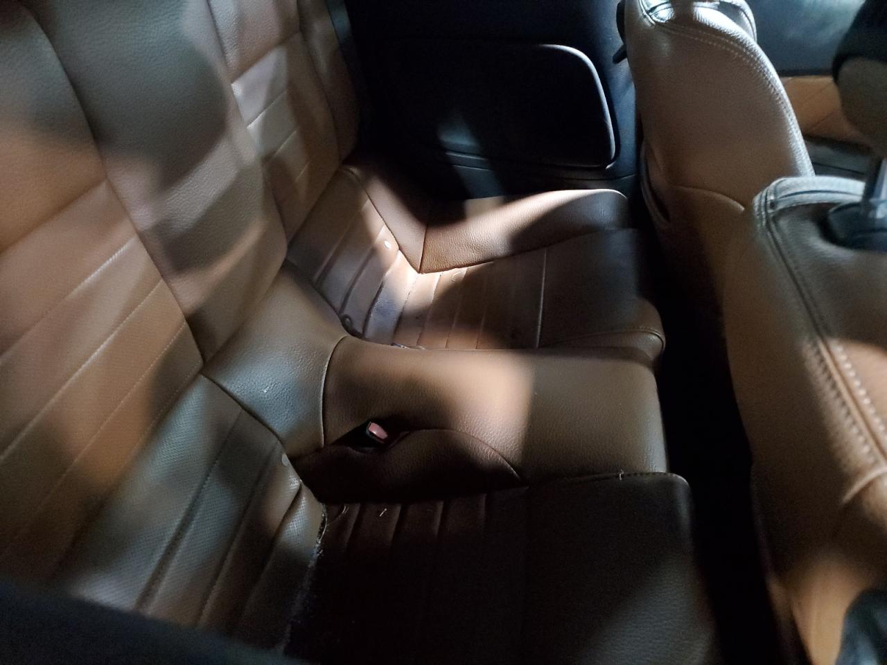 2011 Ford Mustang - Image 10