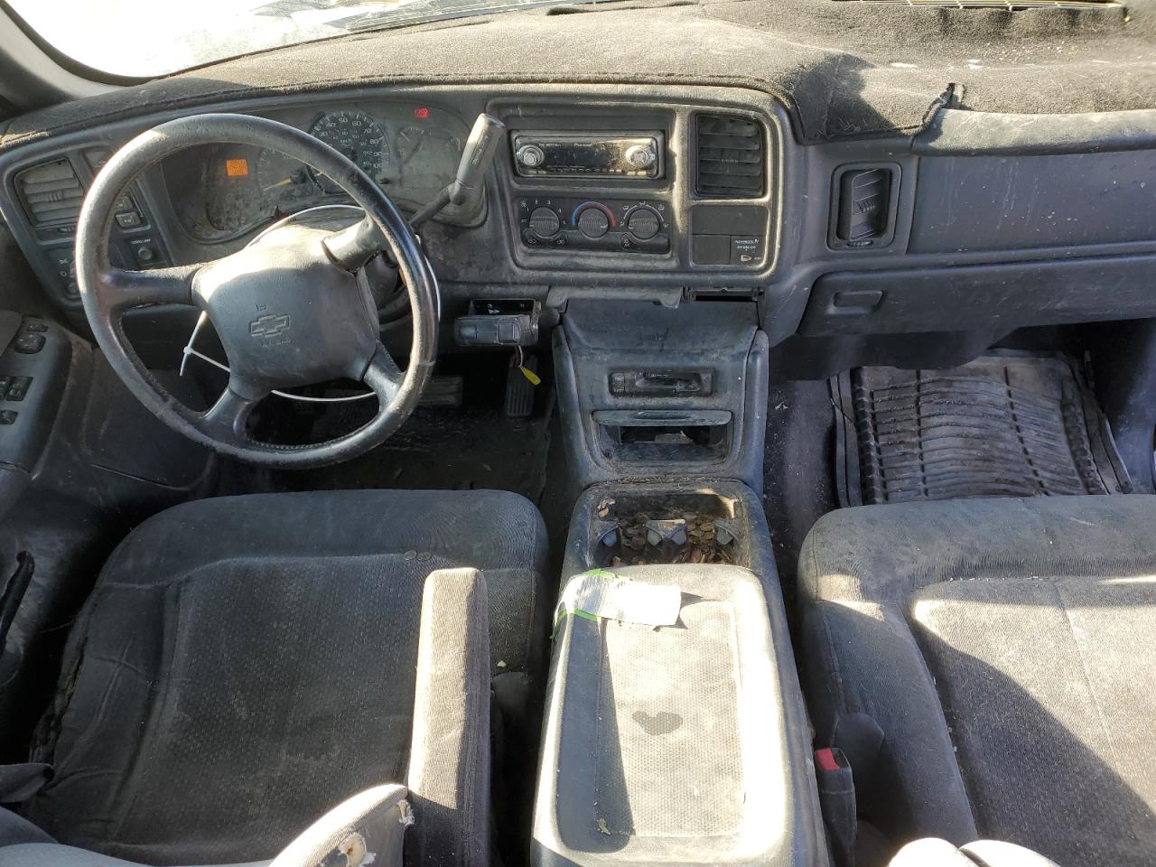 2001 Chevrolet Silverado - Image 8