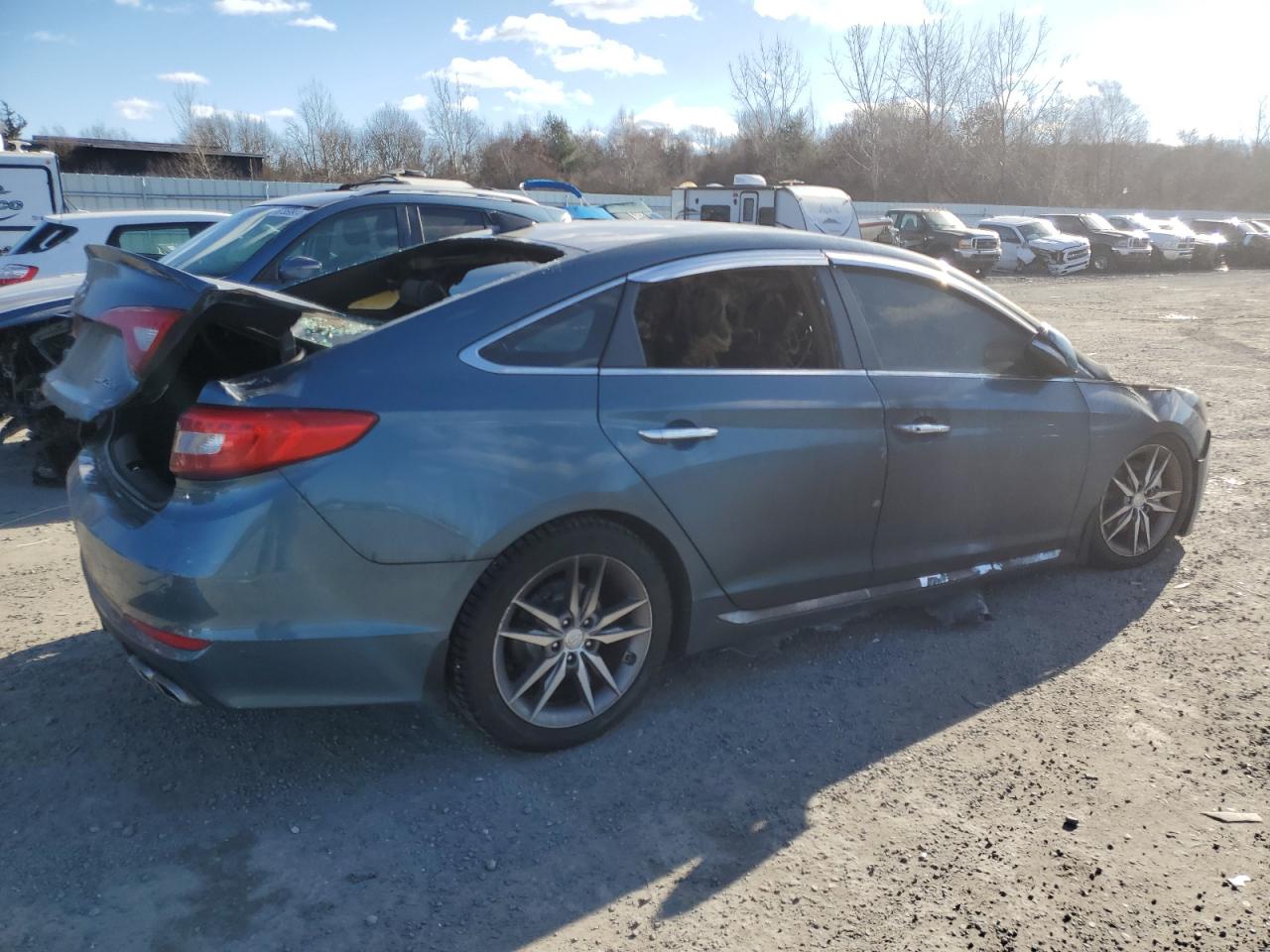 2015 Hyundai Sonata - Image 3