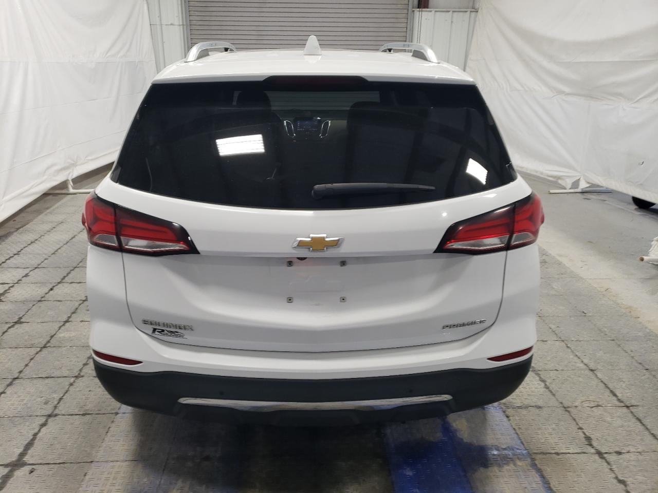 2022 Chevrolet Equinox - Image 6
