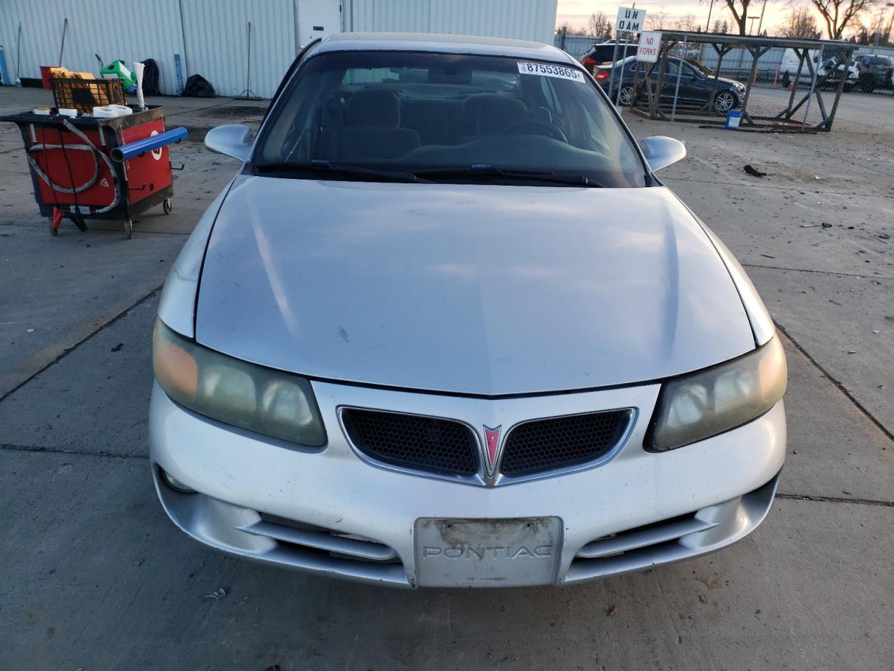 2004 Pontiac Bonneville - Image 5