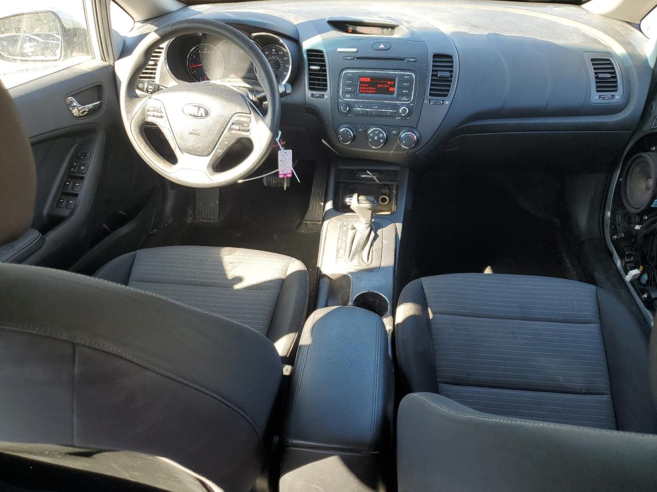 2015 Kia Forte - Image 8