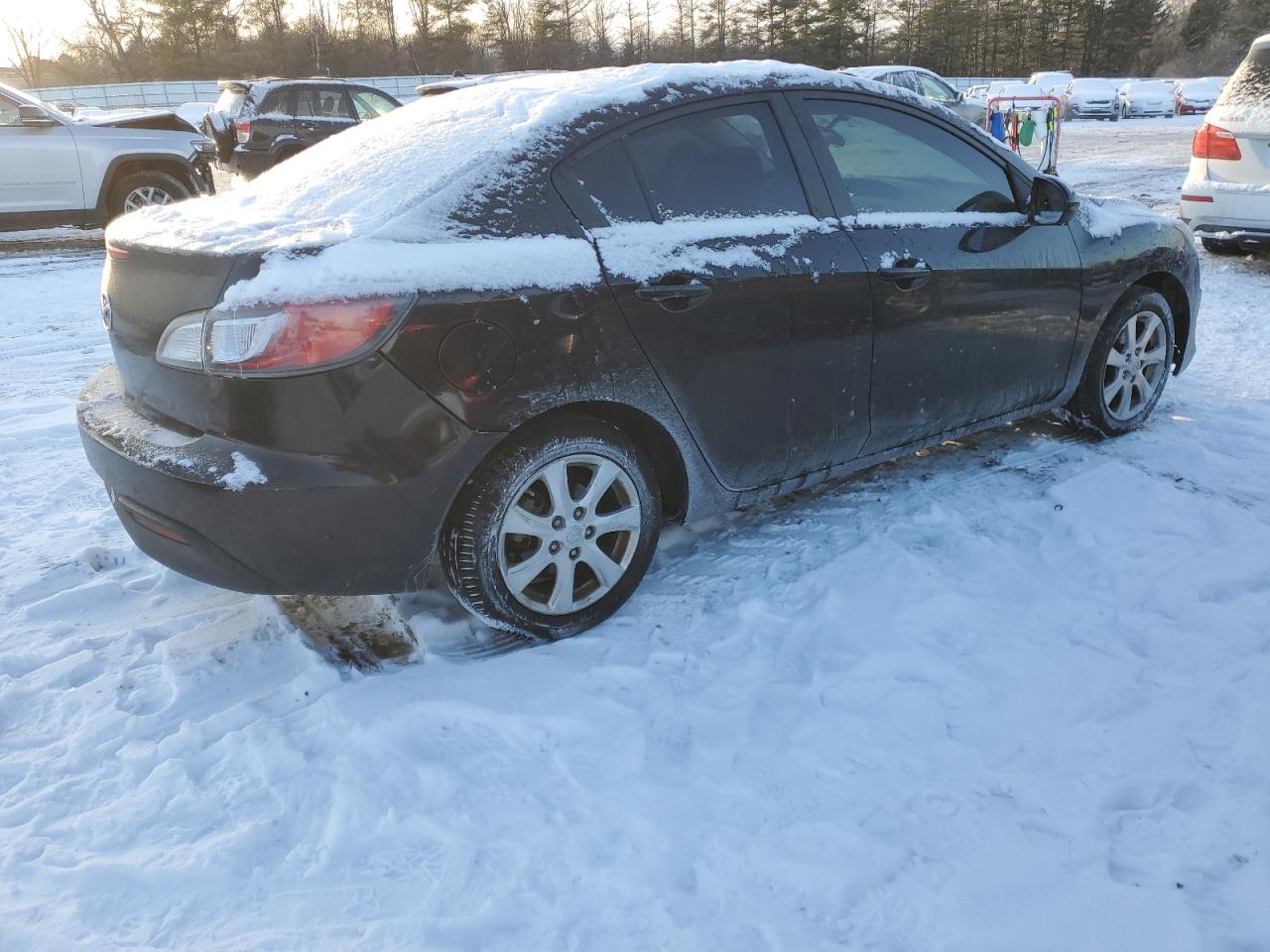 2010 Mazda 3 - Image 3