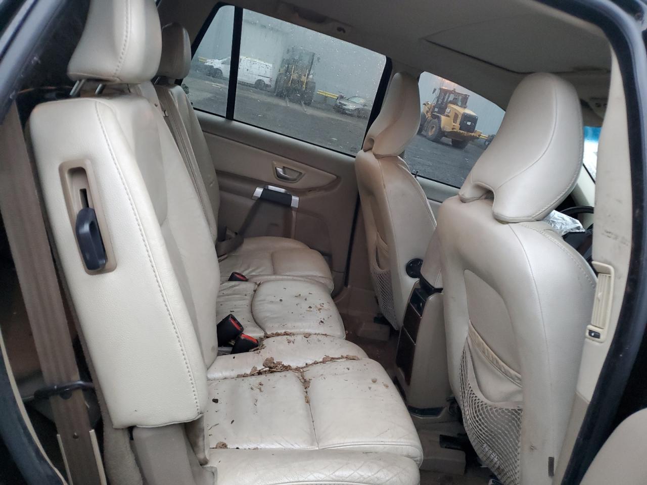 2009 Volvo XC90 - Image 10
