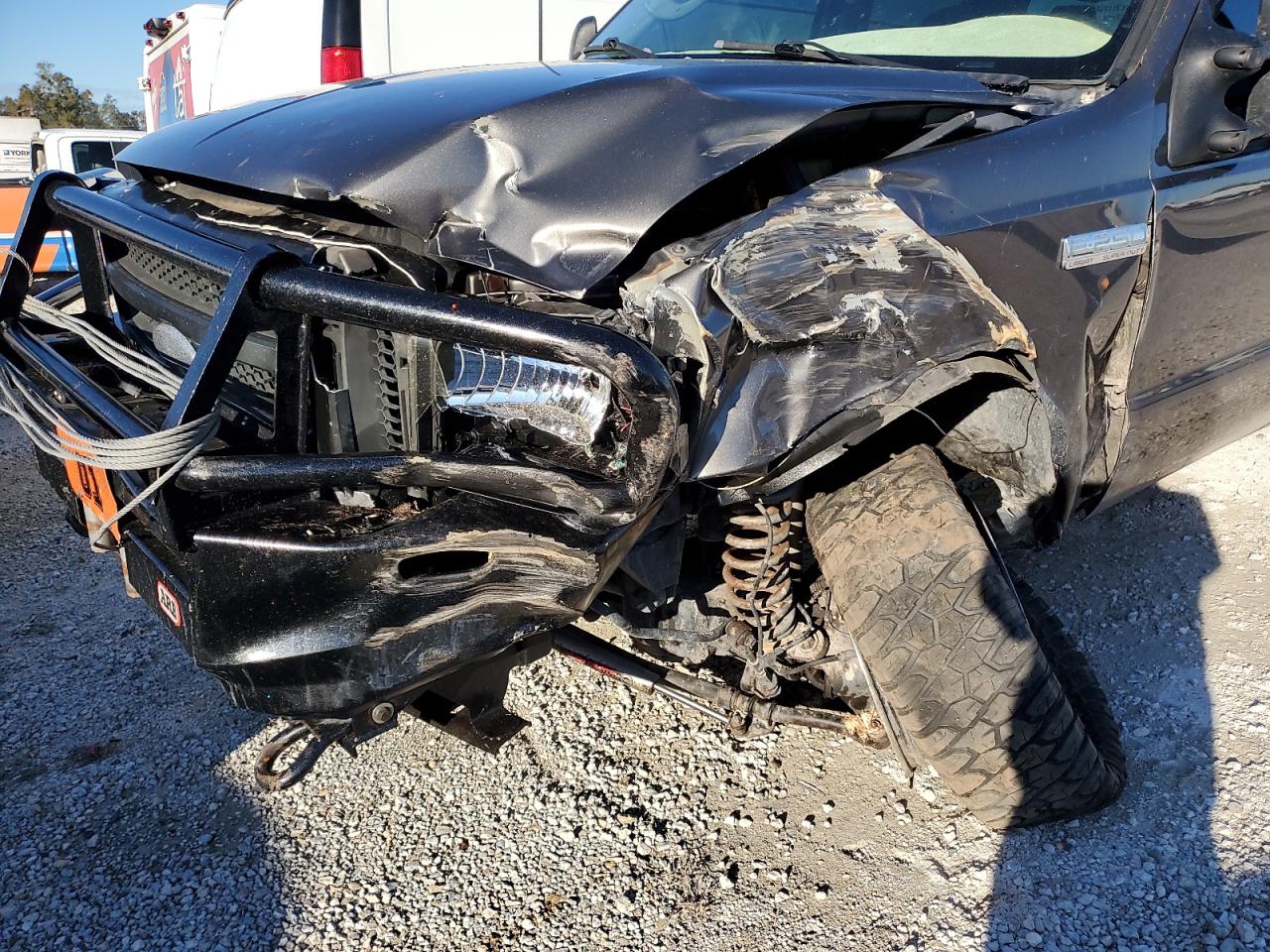 2005 Ford F250 - Image 9