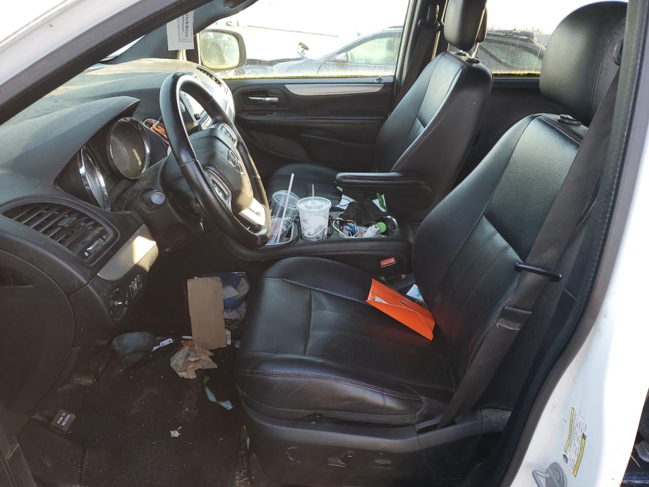 2017 Dodge Caravan - Image 7