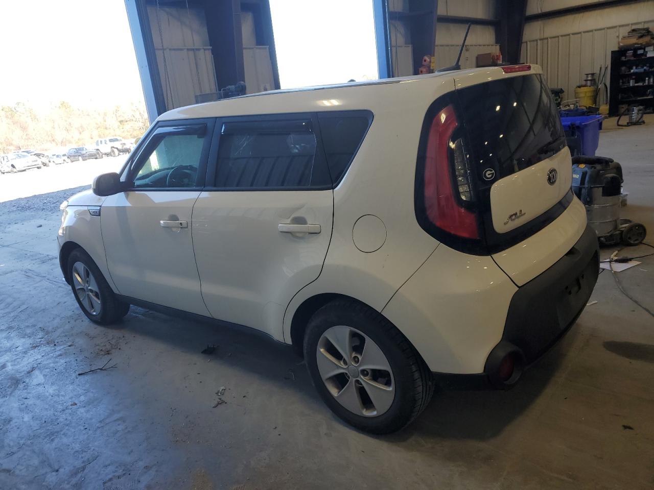 2016 Kia Soul - Image 2