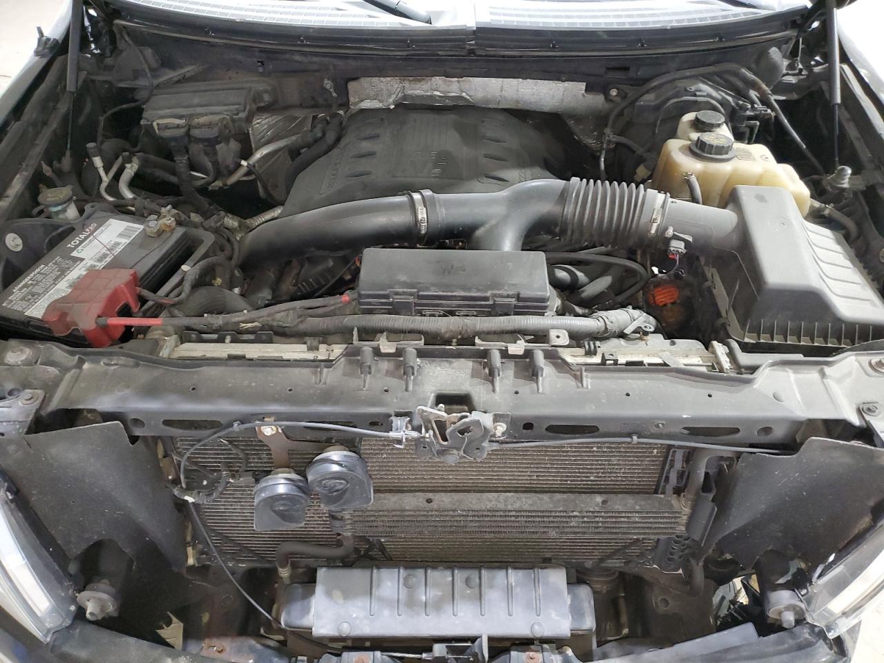 2011 Ford F-150 - Image 12