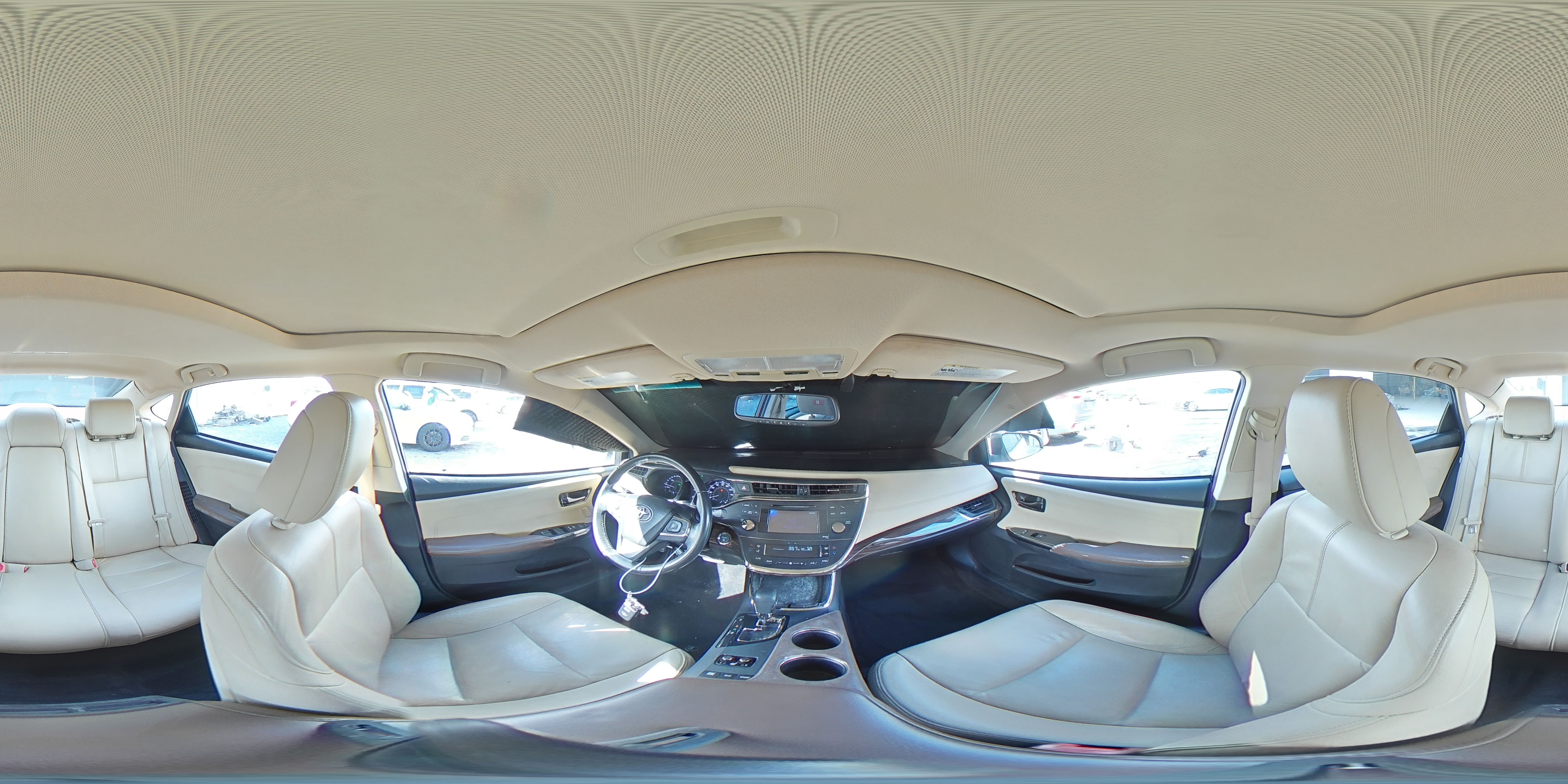 2014 Toyota Avalon - Image 15