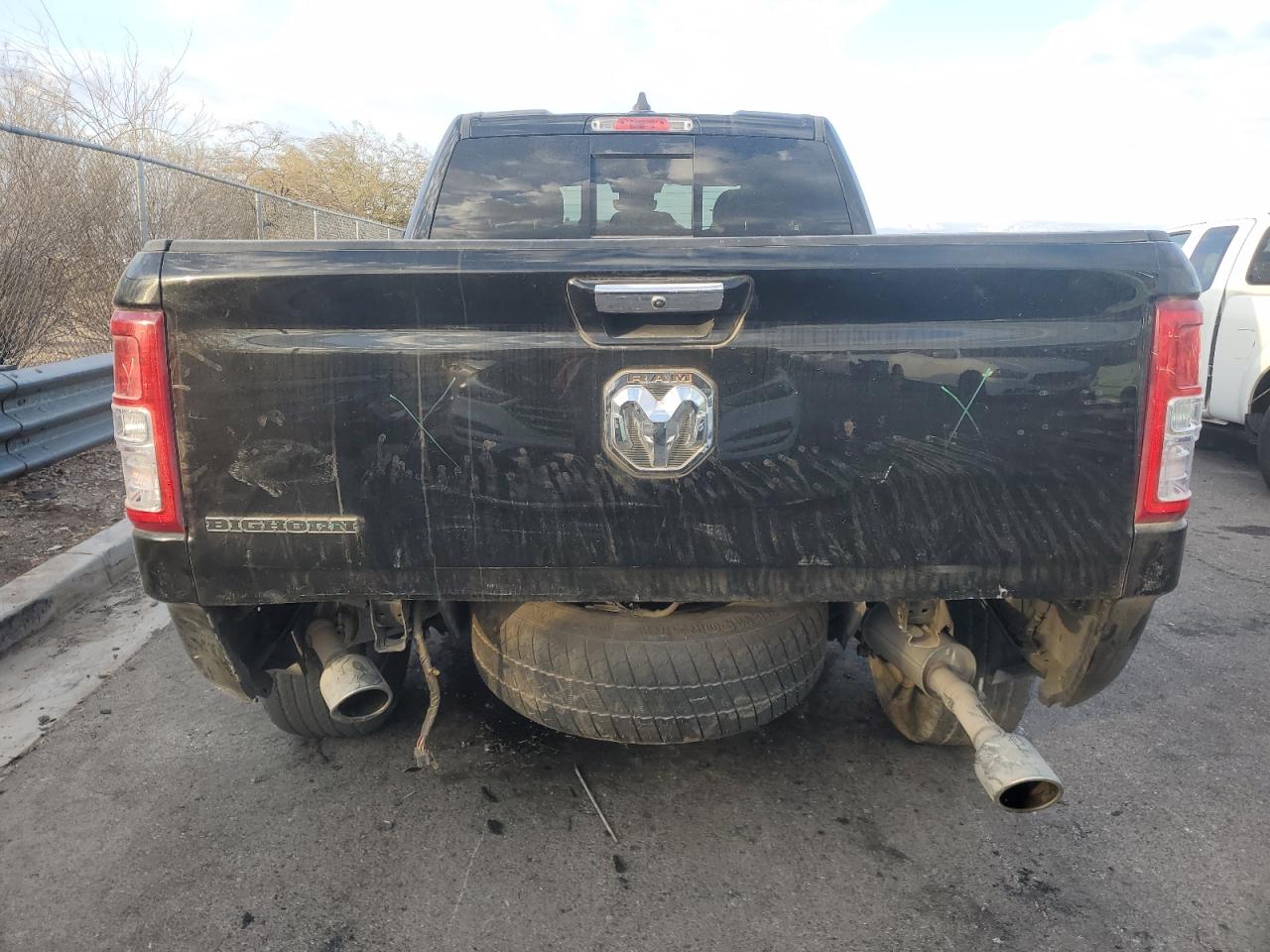 2020 RAM 1500 - Image 6