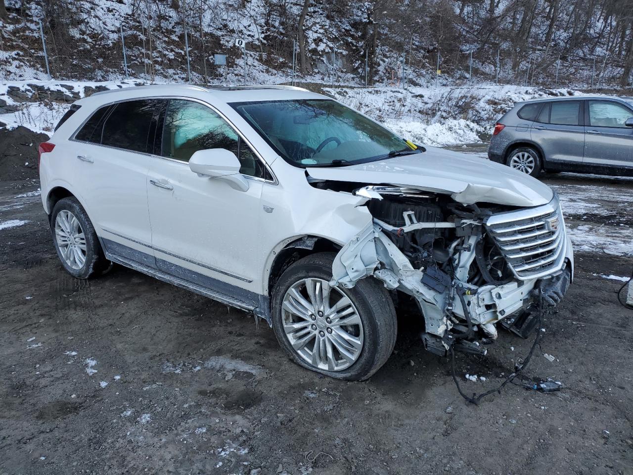 2018 Cadillac XT5 - Image 4