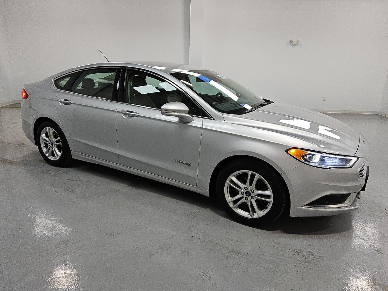 2018 Ford Fusion - Image 4