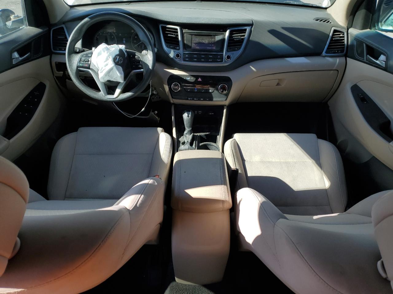 2016 Hyundai Tucson - Image 8