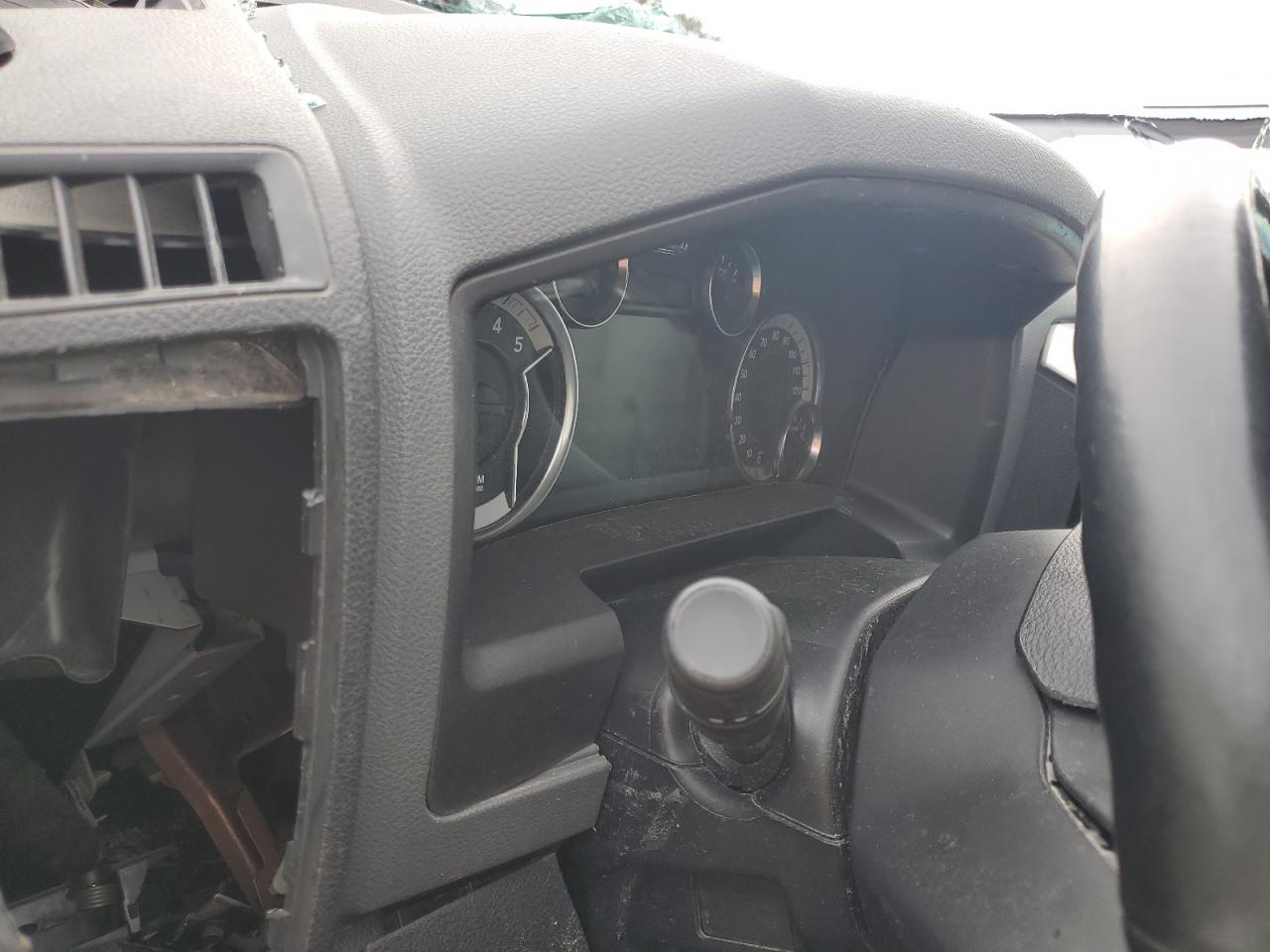 2017 RAM 1500 - Image 9