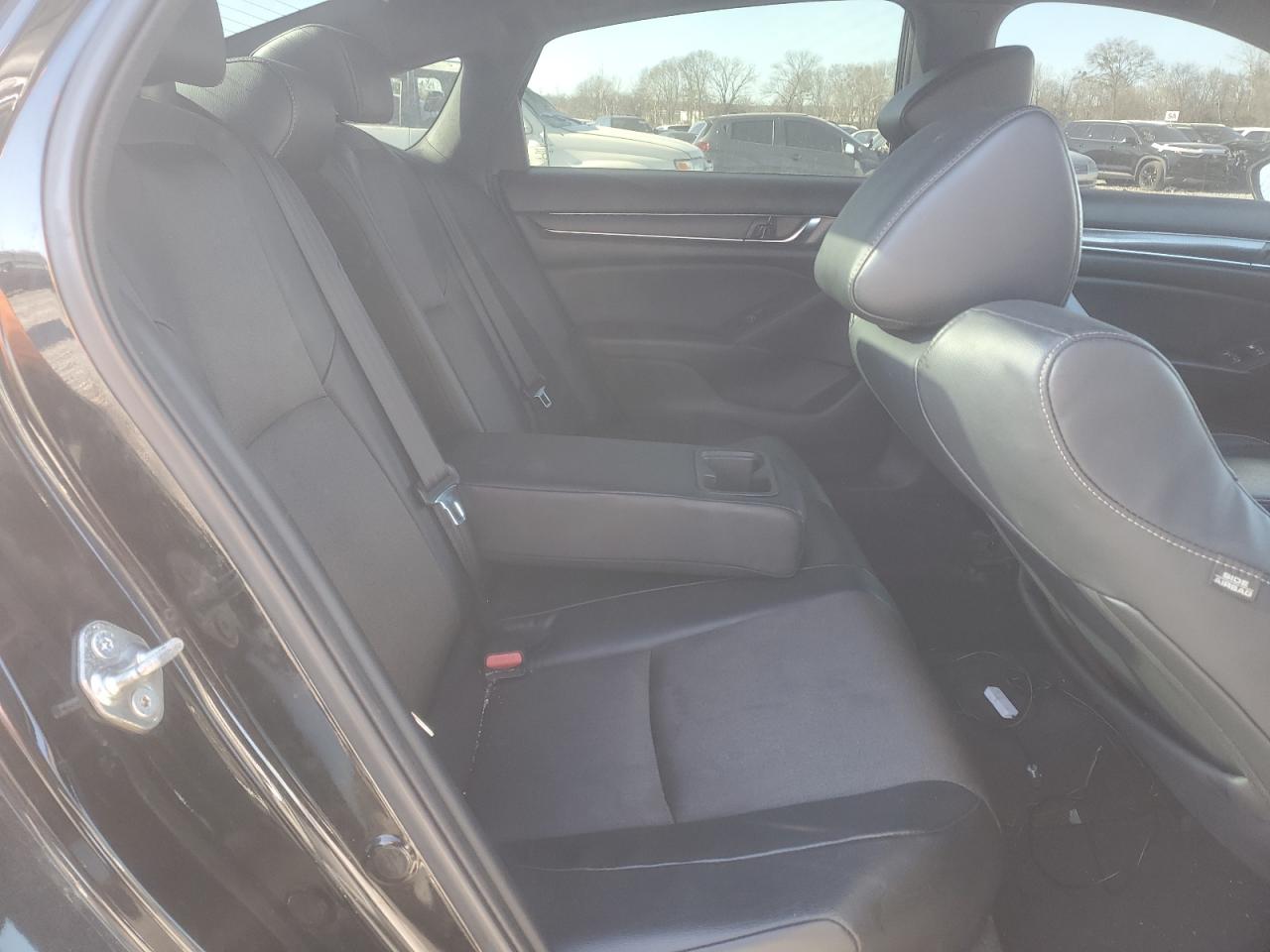 2018 Honda Accord - Image 10