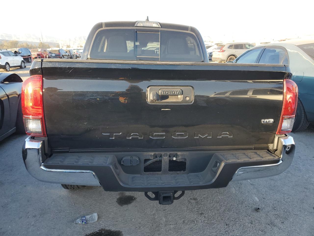 2020 Toyota Tacoma - Image 6