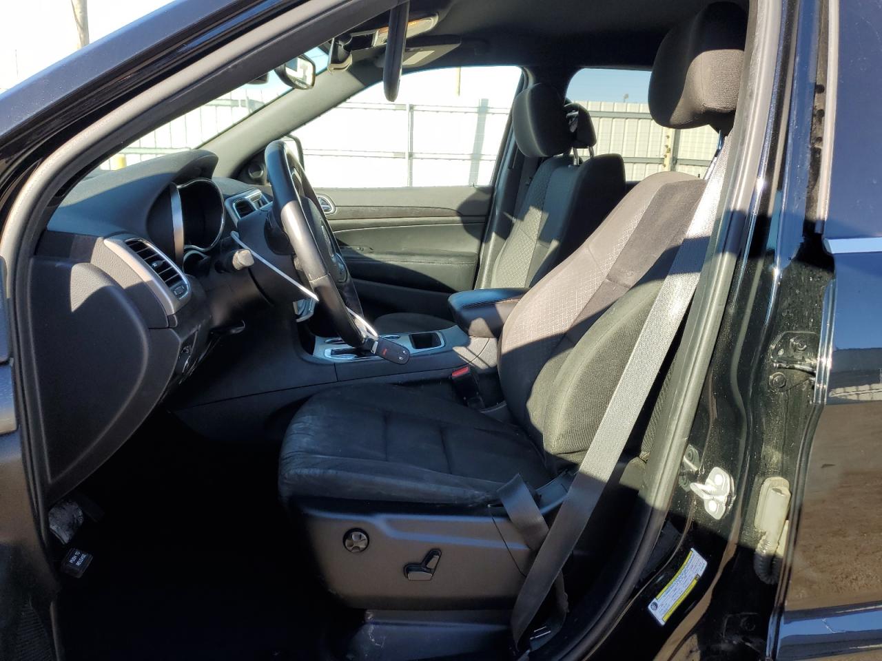 2018 Jeep Grand Cherokee - Image 7