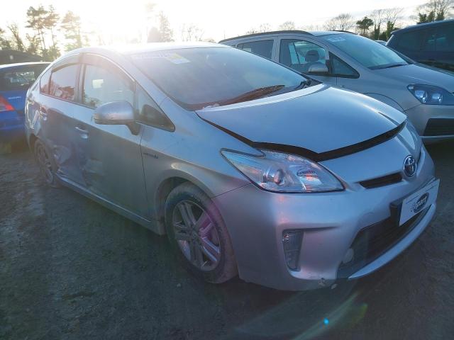 2013 TOYOTA PRIUS T3 V