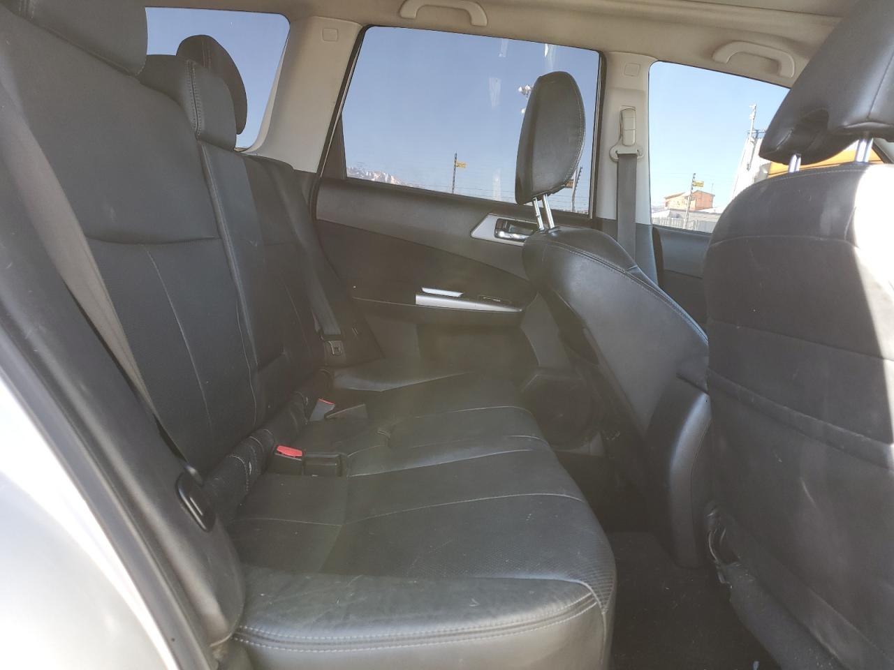 2010 Subaru Forester - Image 10