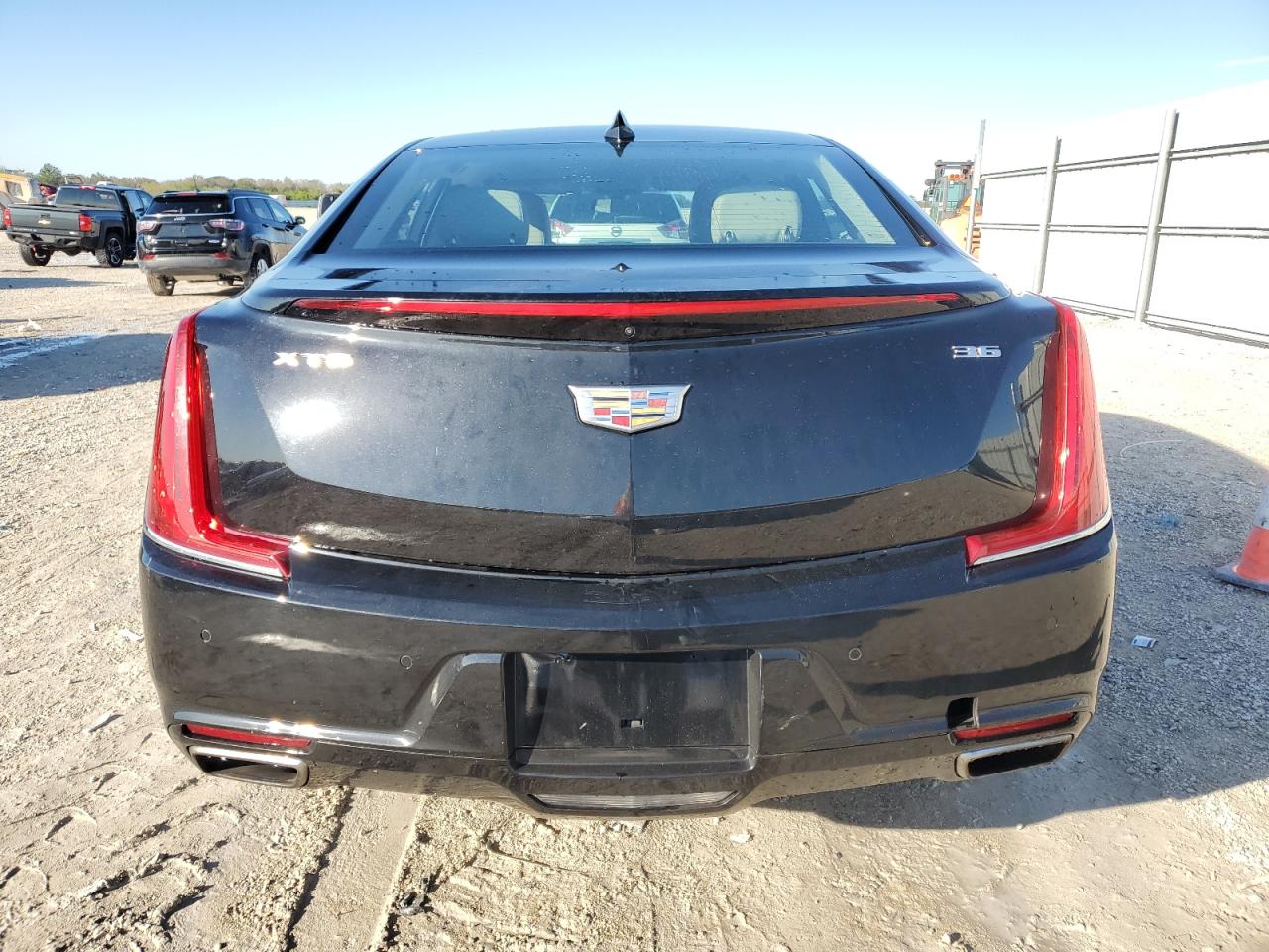 2019 Cadillac XTS - Image 6