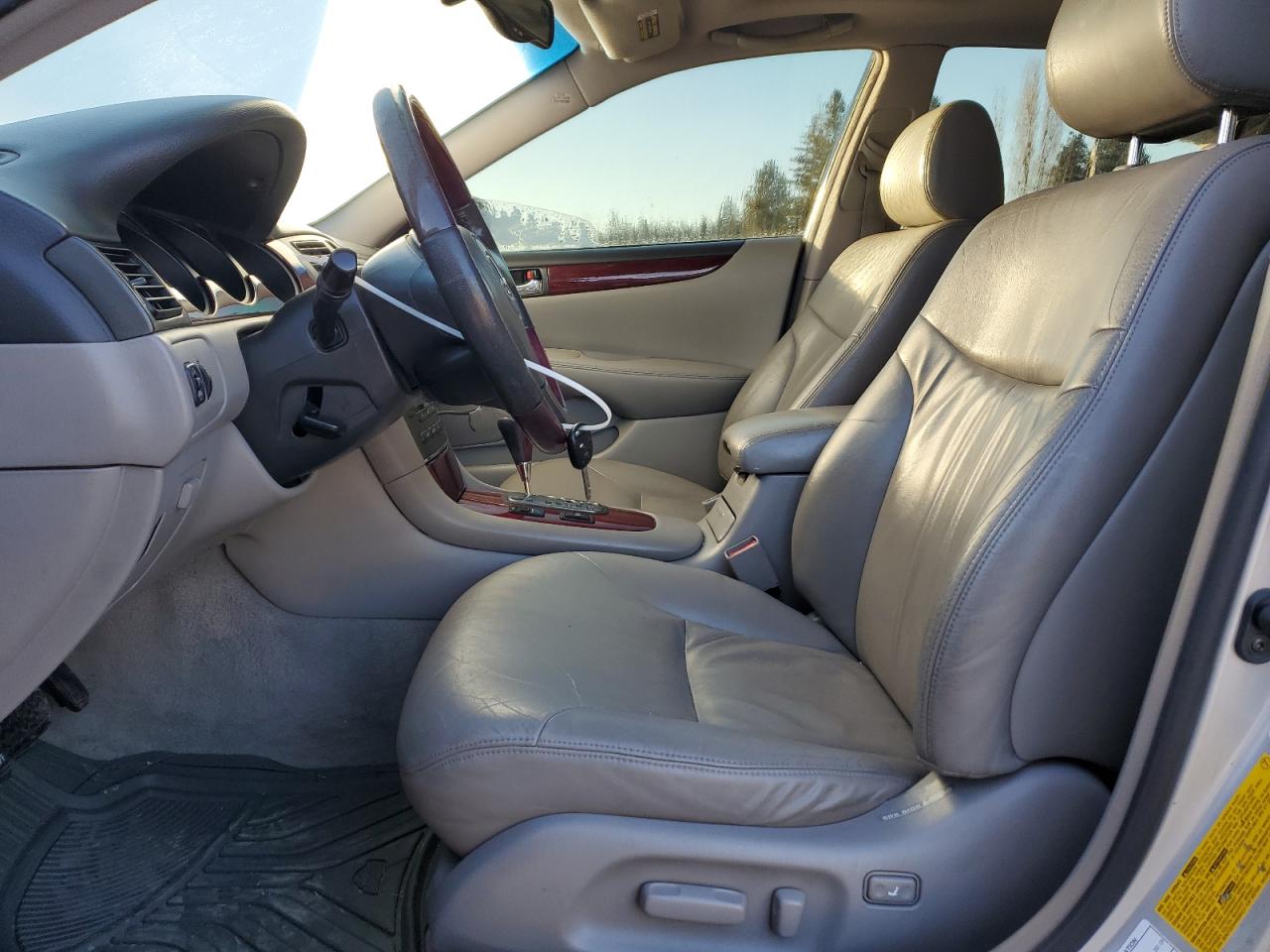 2002 Lexus Es 300 VIN: JTHBF30G820066416 Lot: 42319865