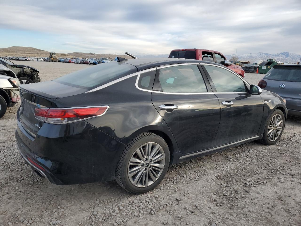 VIN 5XXGV4L23GG087812 2016 KIA OPTIMA no.3