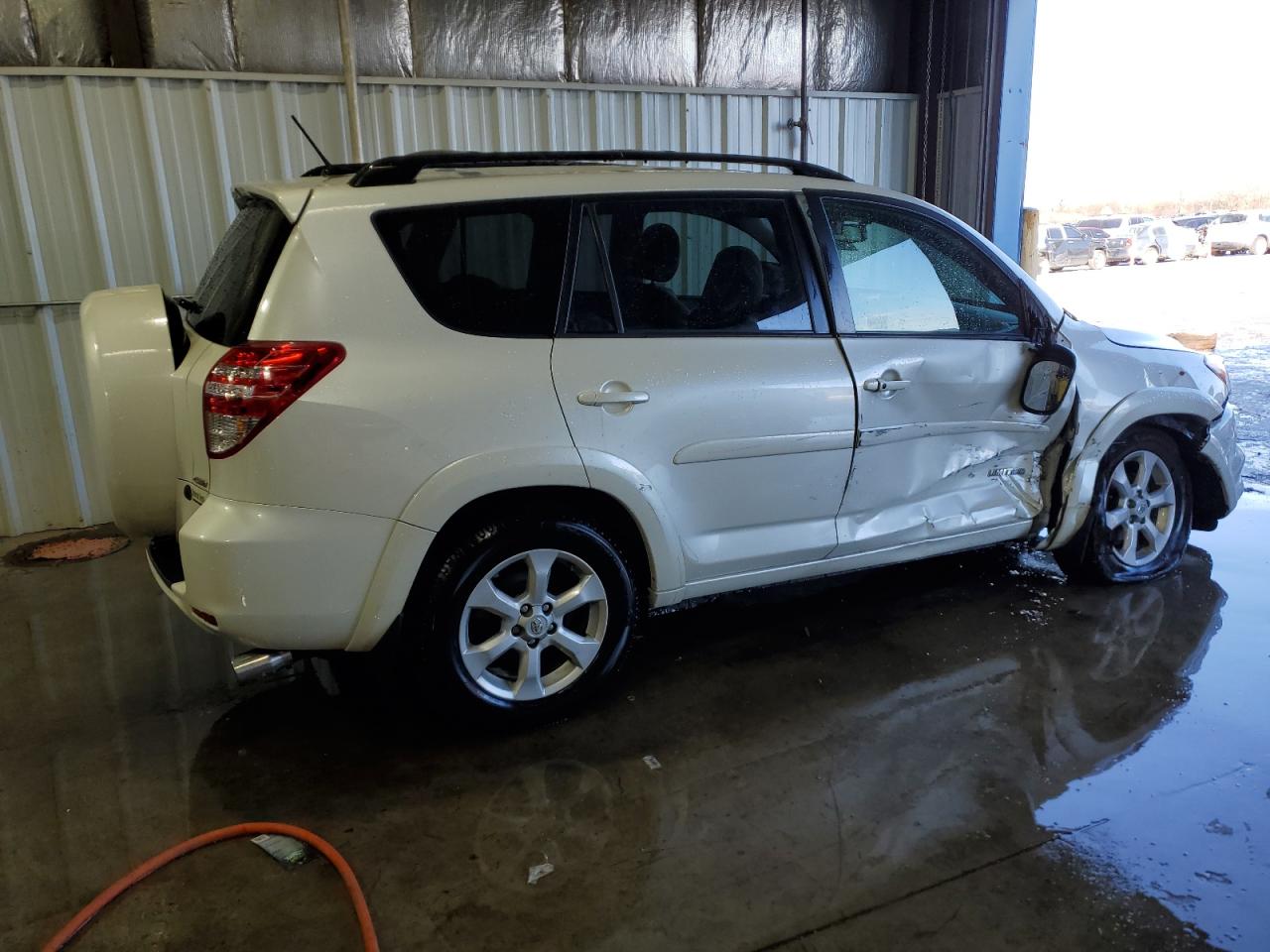2009 Toyota RAV 4 - Image 3