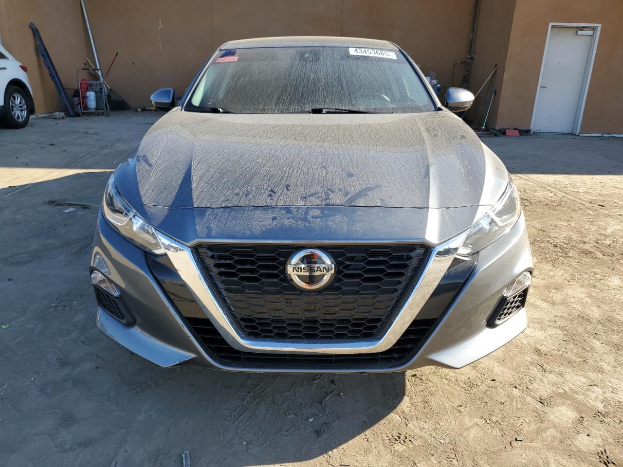2021 Nissan Altima - Image 5