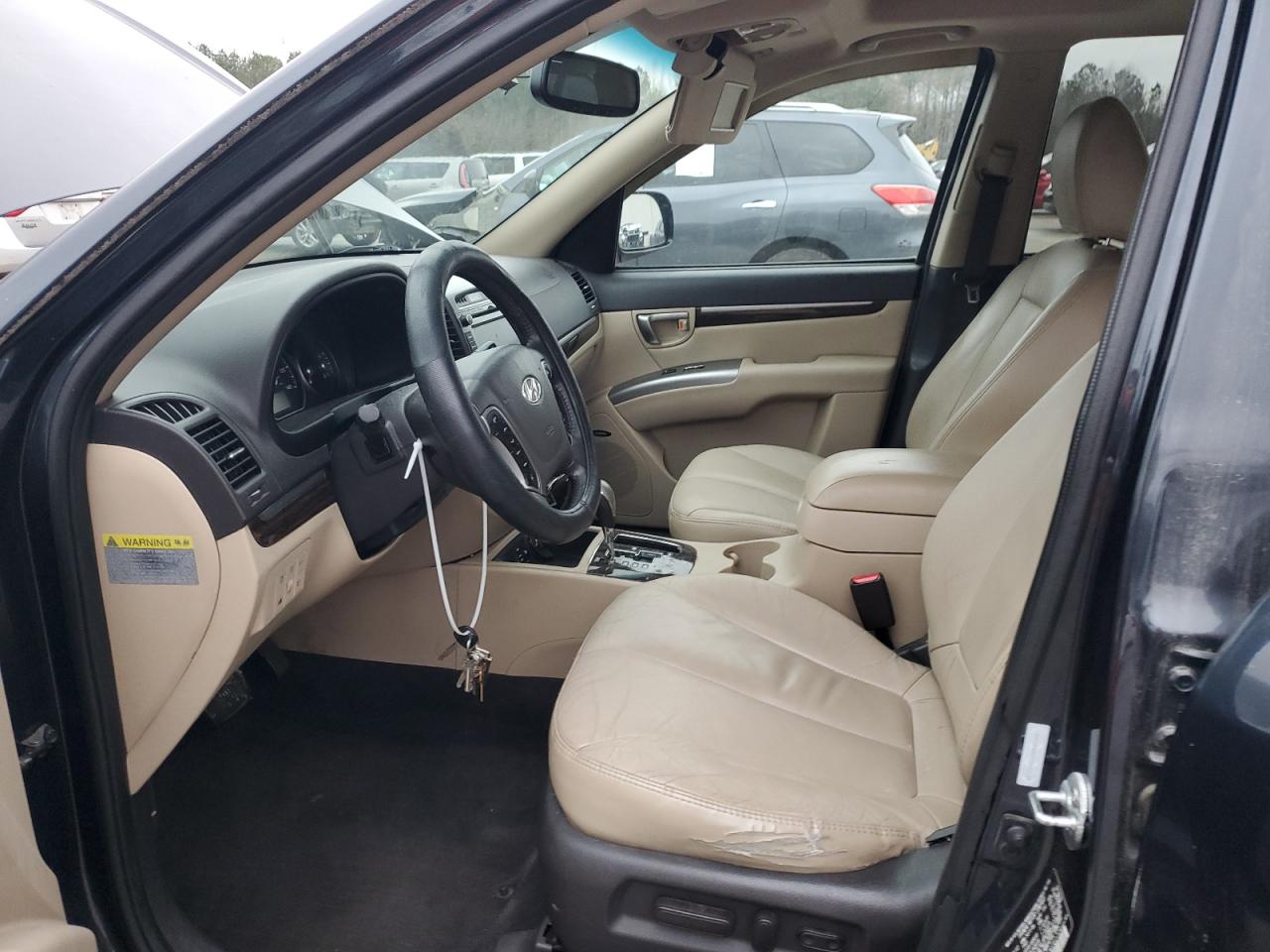 2012 Hyundai Santa Fe - Image 7